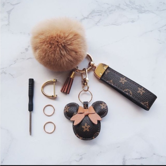 Minnie Ears Keychain charm NWT - Picture 2 of 2